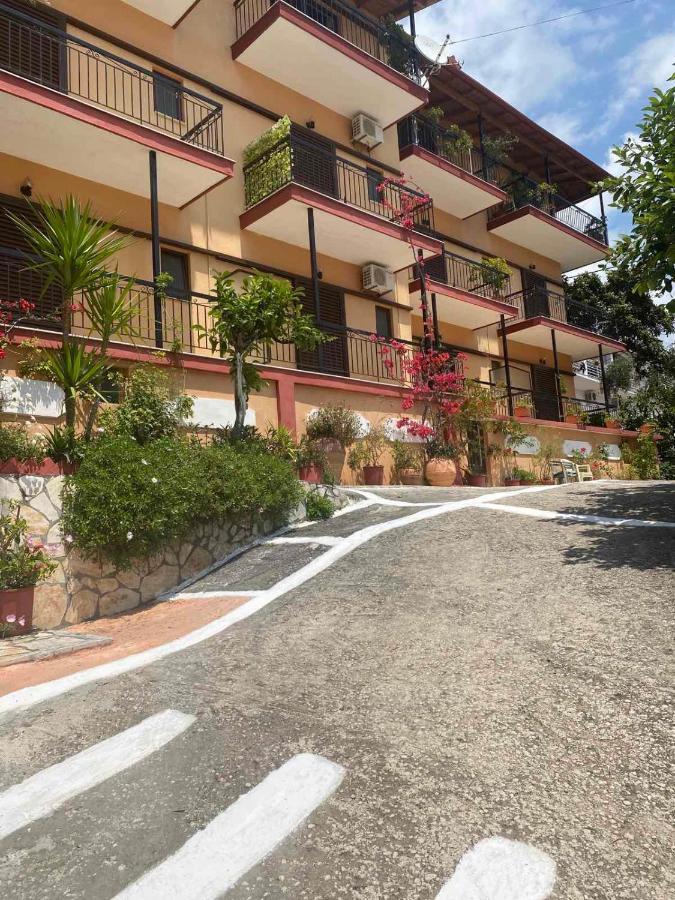 Vasiliki See View Apartments Барбати Екстериор снимка
