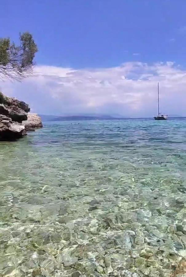 Vasiliki See View Apartments Барбати Екстериор снимка