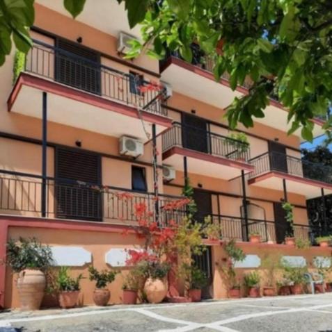 Vasiliki See View Apartments Барбати Екстериор снимка